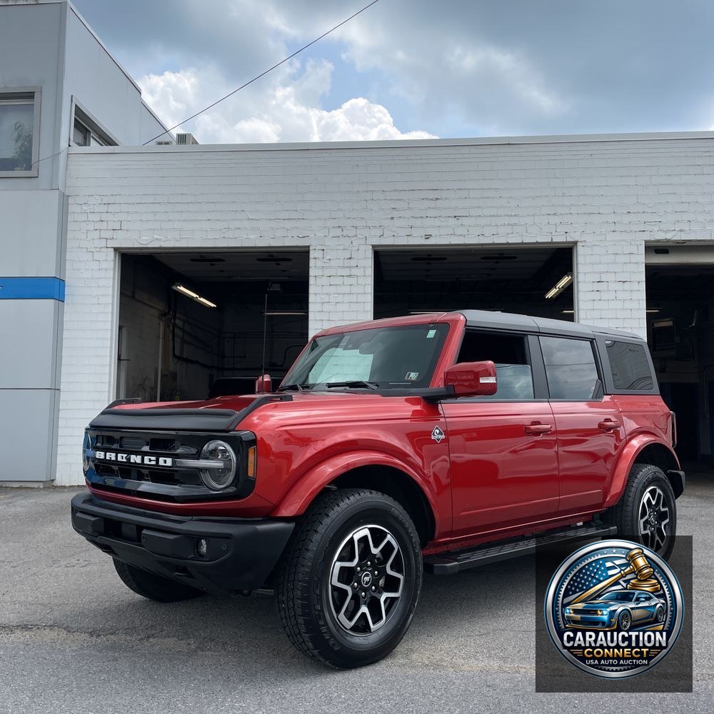 2024 Ford Bronco Outer Banks