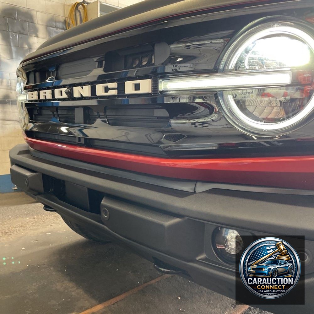 2024 Ford Bronco Outer Banks