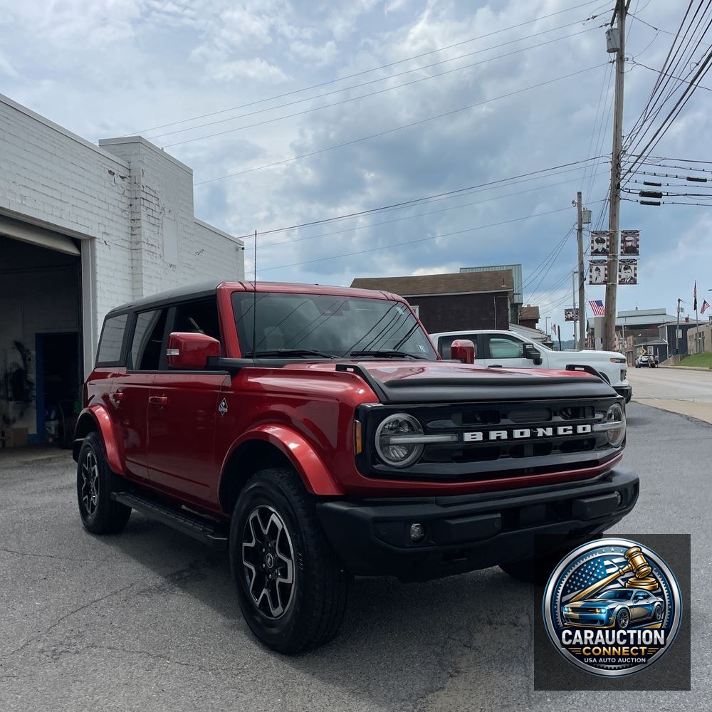 2024 Ford Bronco Outer Banks