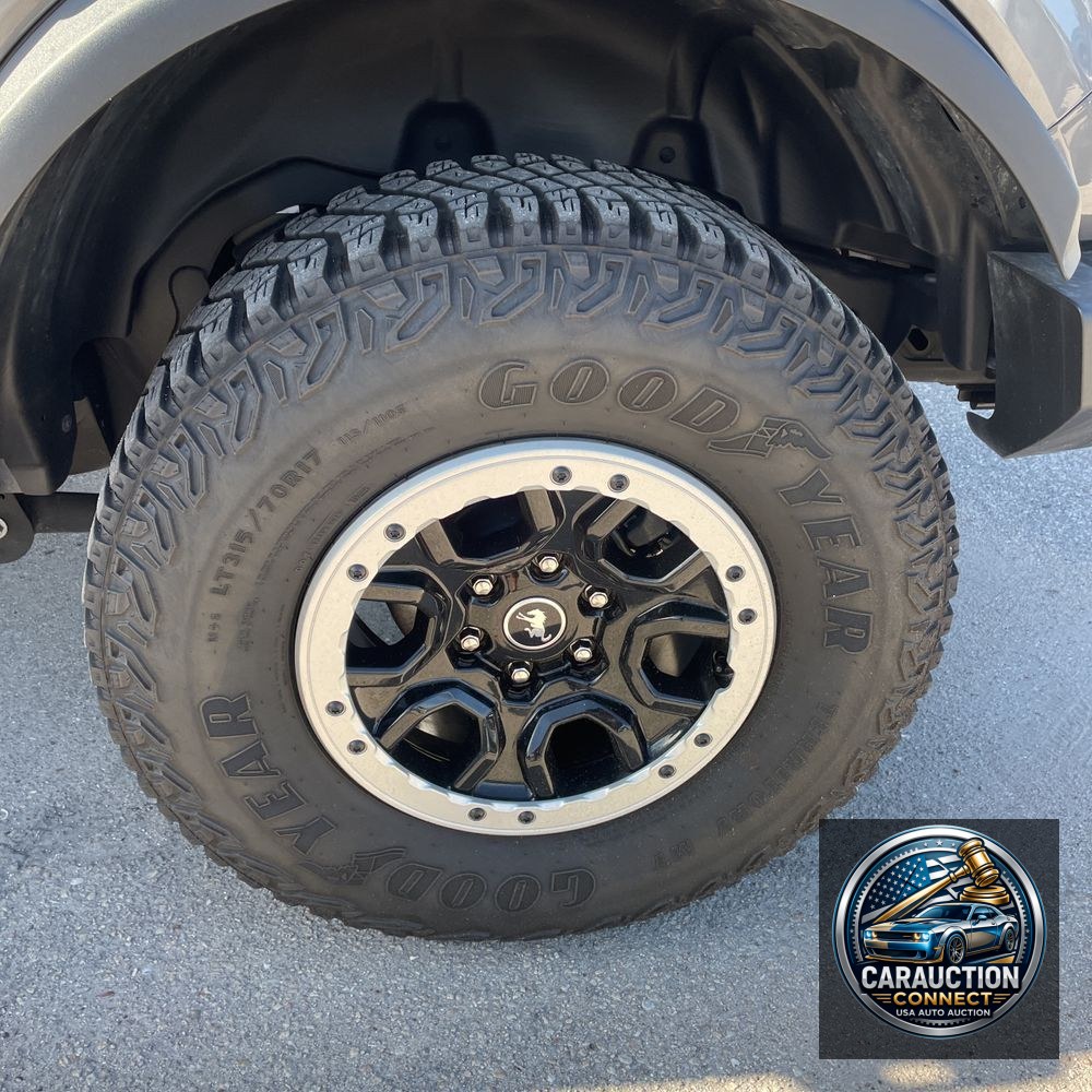 2023 Ford Bronco Badlands Advanced