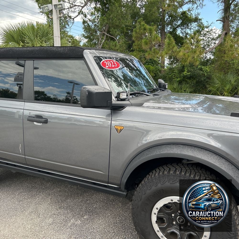 2023 Ford Bronco Badlands Advanced