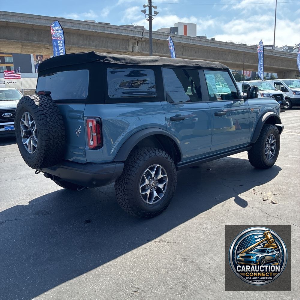 2022 Ford Bronco Badlands Advanced