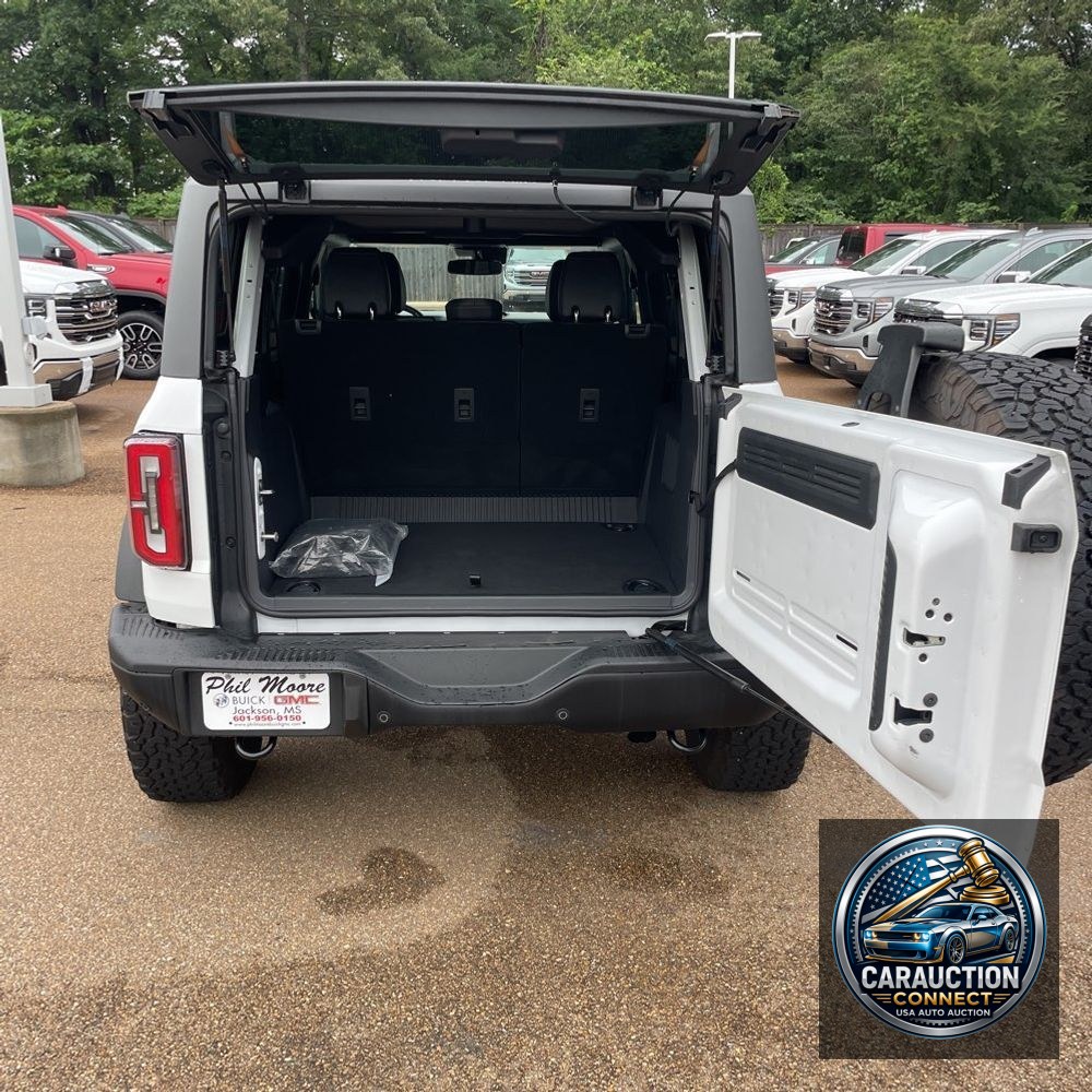 2023 Ford Bronco Badlands Advanced