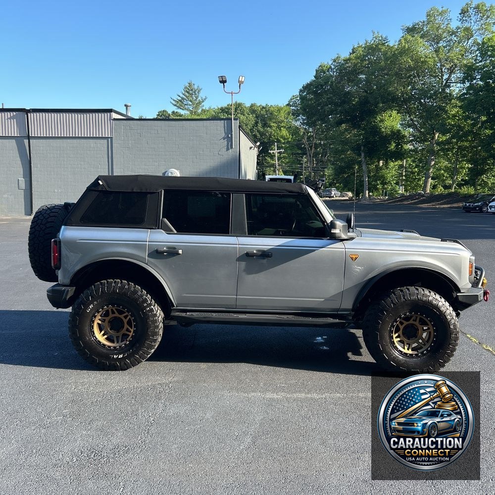 2022 Ford Bronco Badlands Advanced