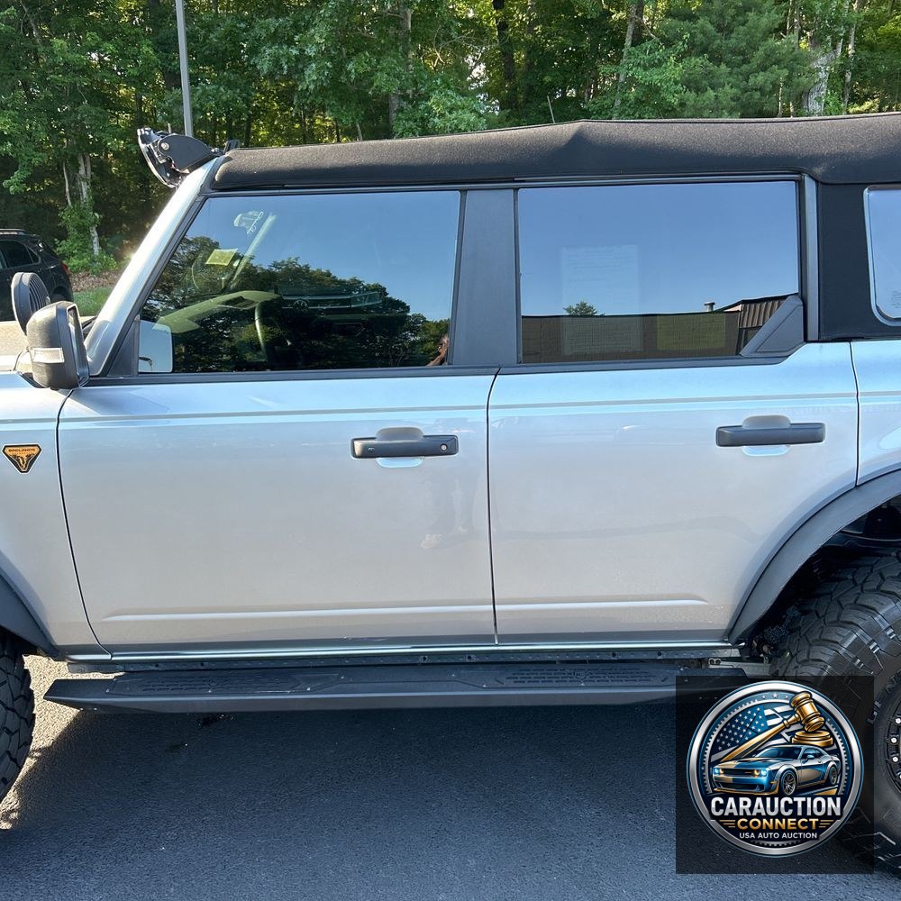 2022 Ford Bronco Badlands Advanced