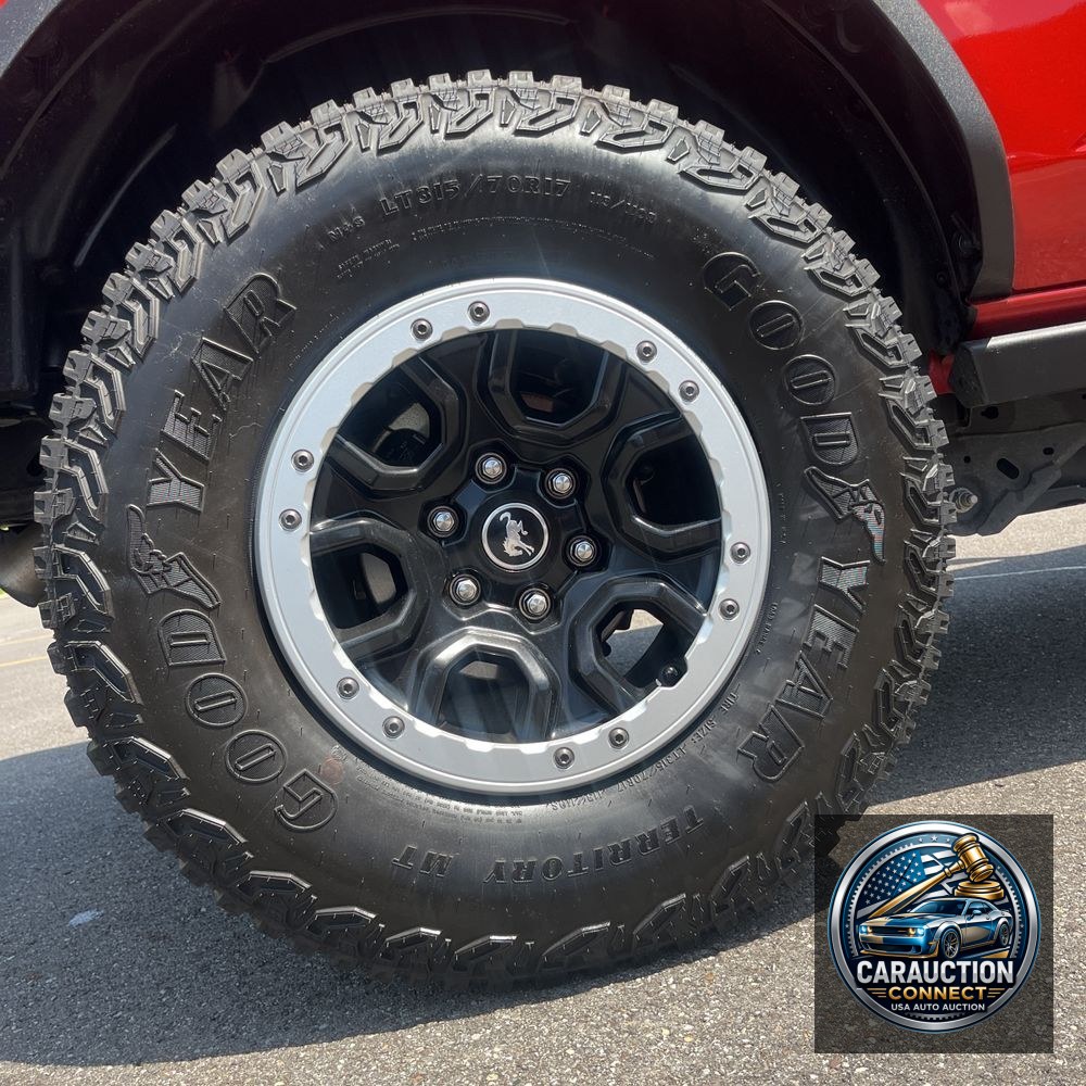 2023 Ford Bronco Badlands Advanced