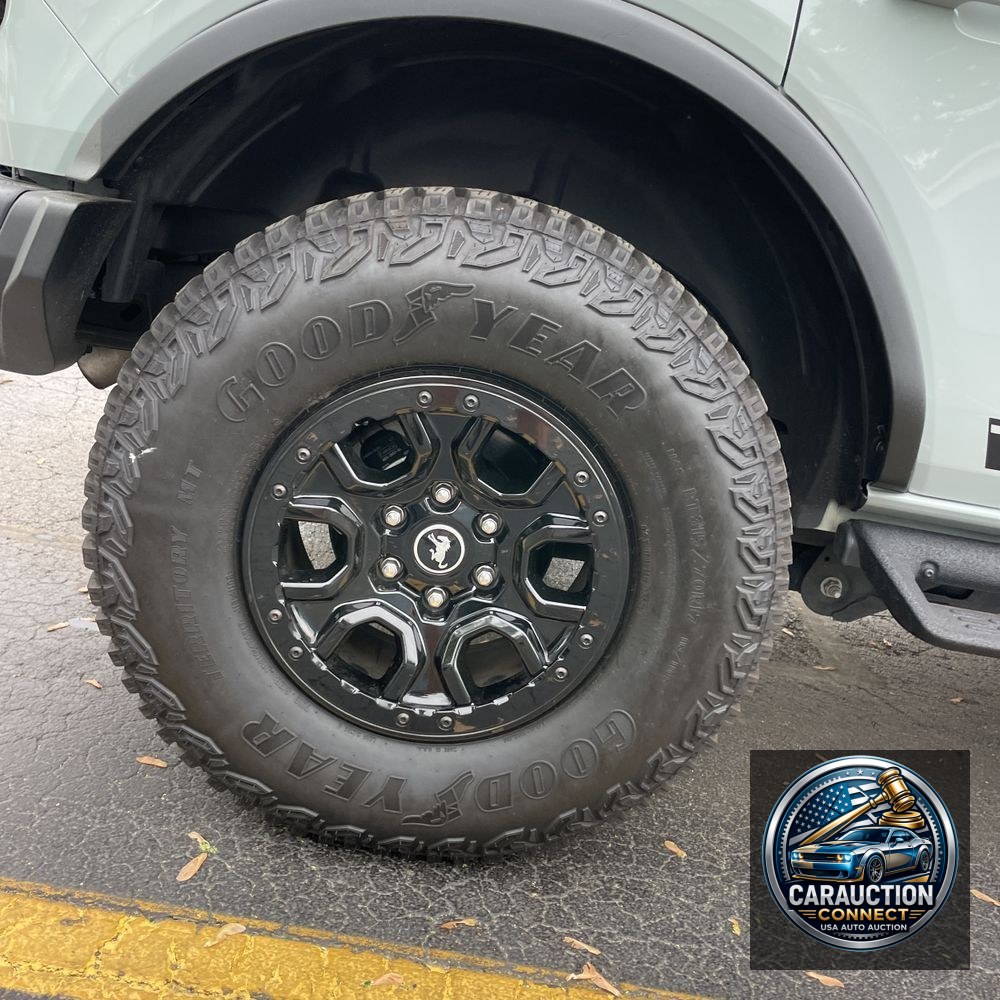 2021 Ford Bronco First Edition Advanced