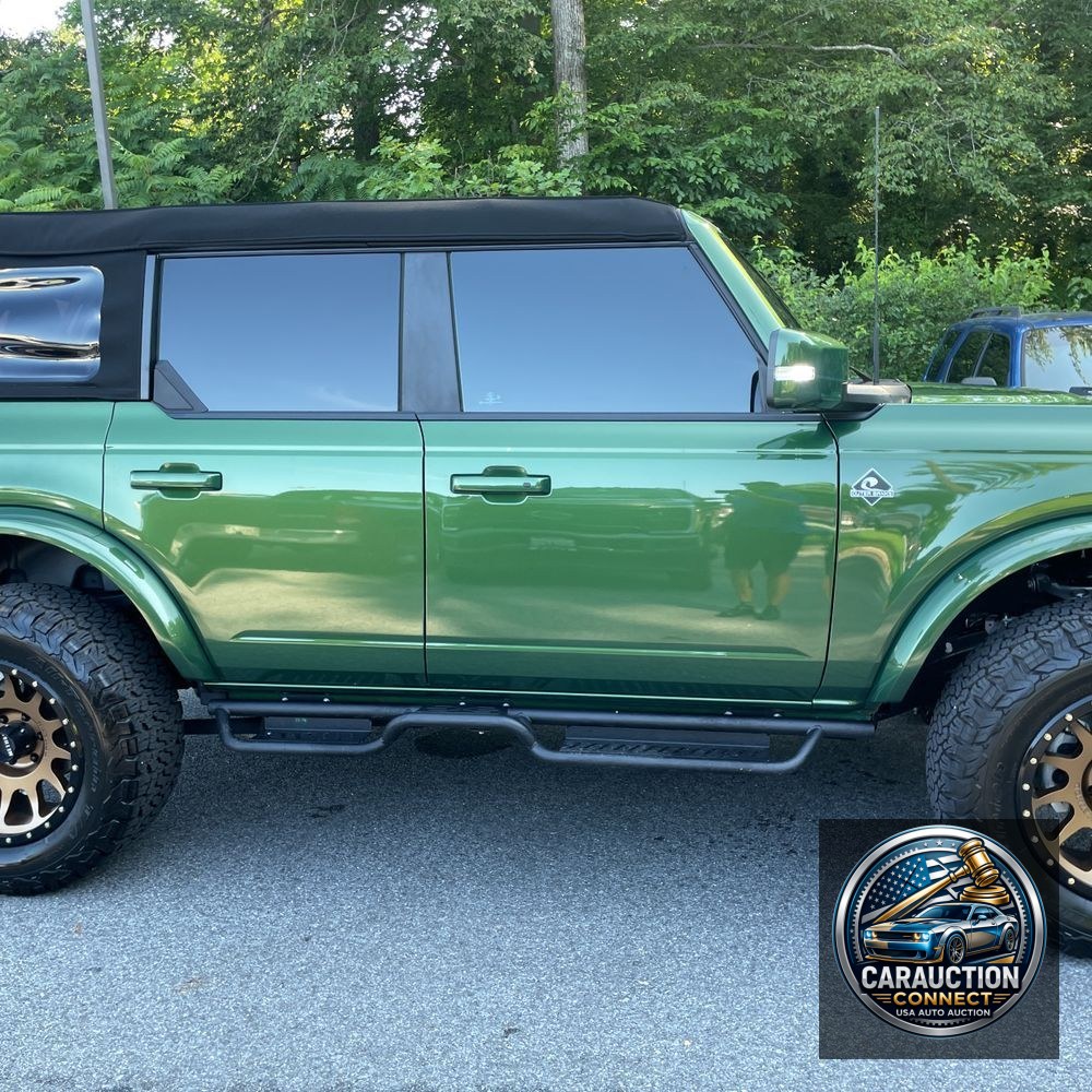 2024 Ford Bronco Outer Banks