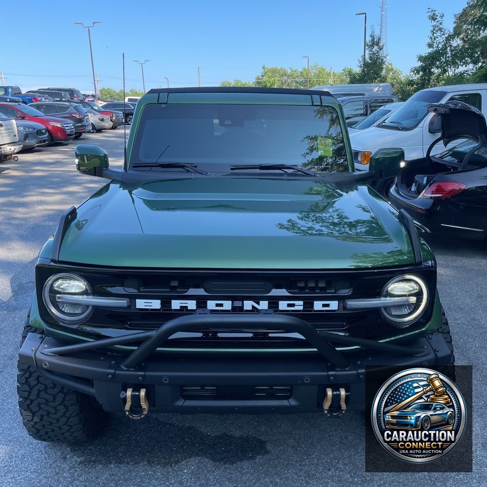 2024 Ford Bronco Outer Banks