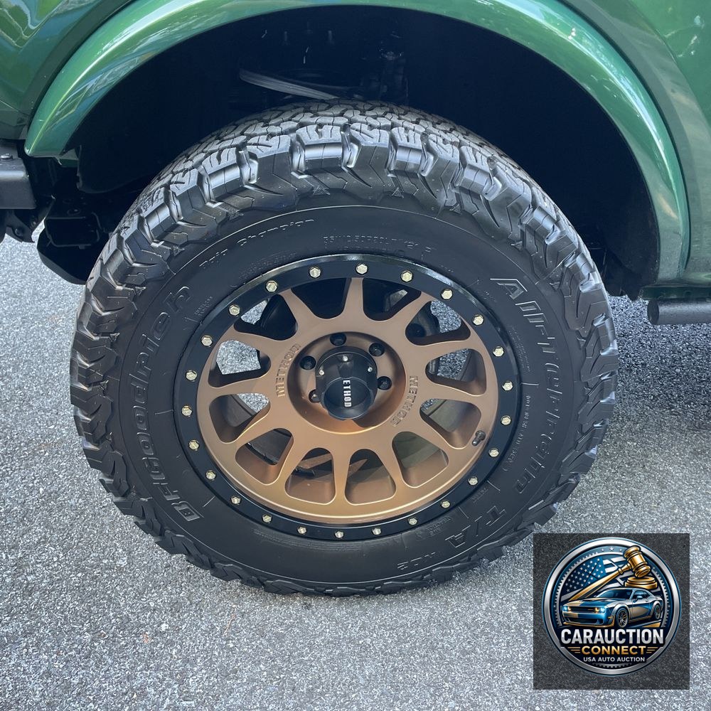 2024 Ford Bronco Outer Banks
