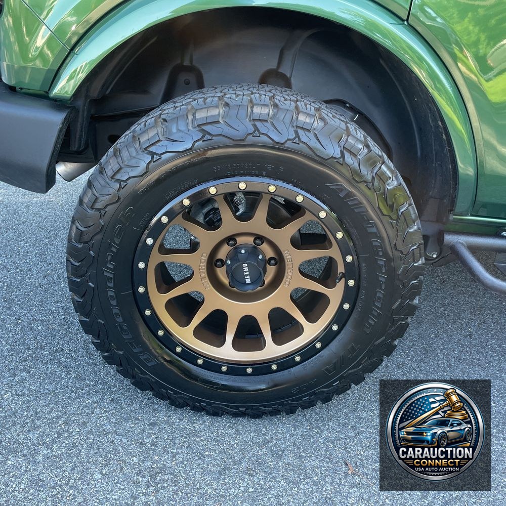 2024 Ford Bronco Outer Banks