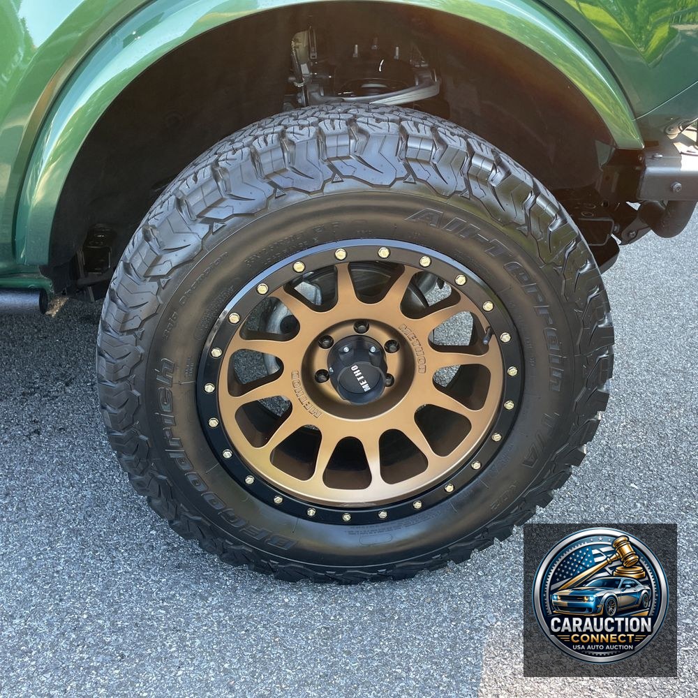 2024 Ford Bronco Outer Banks