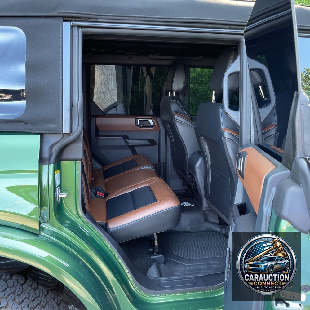 2024 Ford Bronco Outer Banks