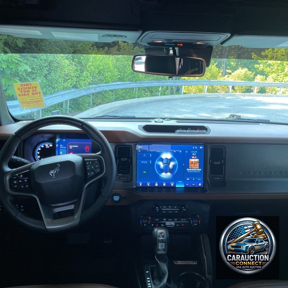 2024 Ford Bronco Outer Banks