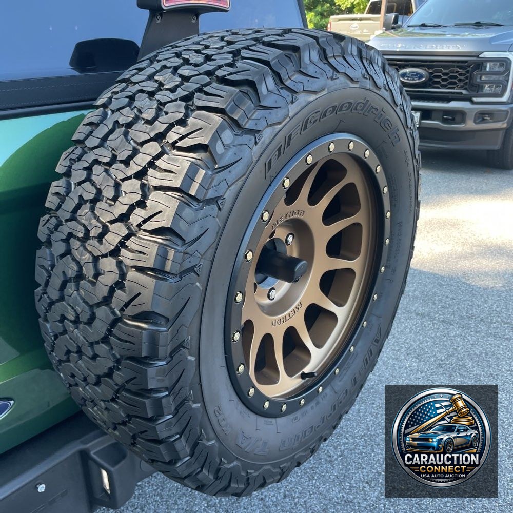 2024 Ford Bronco Outer Banks