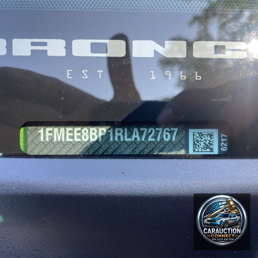 2024 Ford Bronco Outer Banks