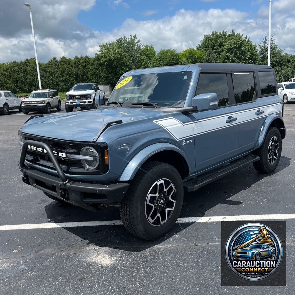 2024 Ford Bronco Outer Banks