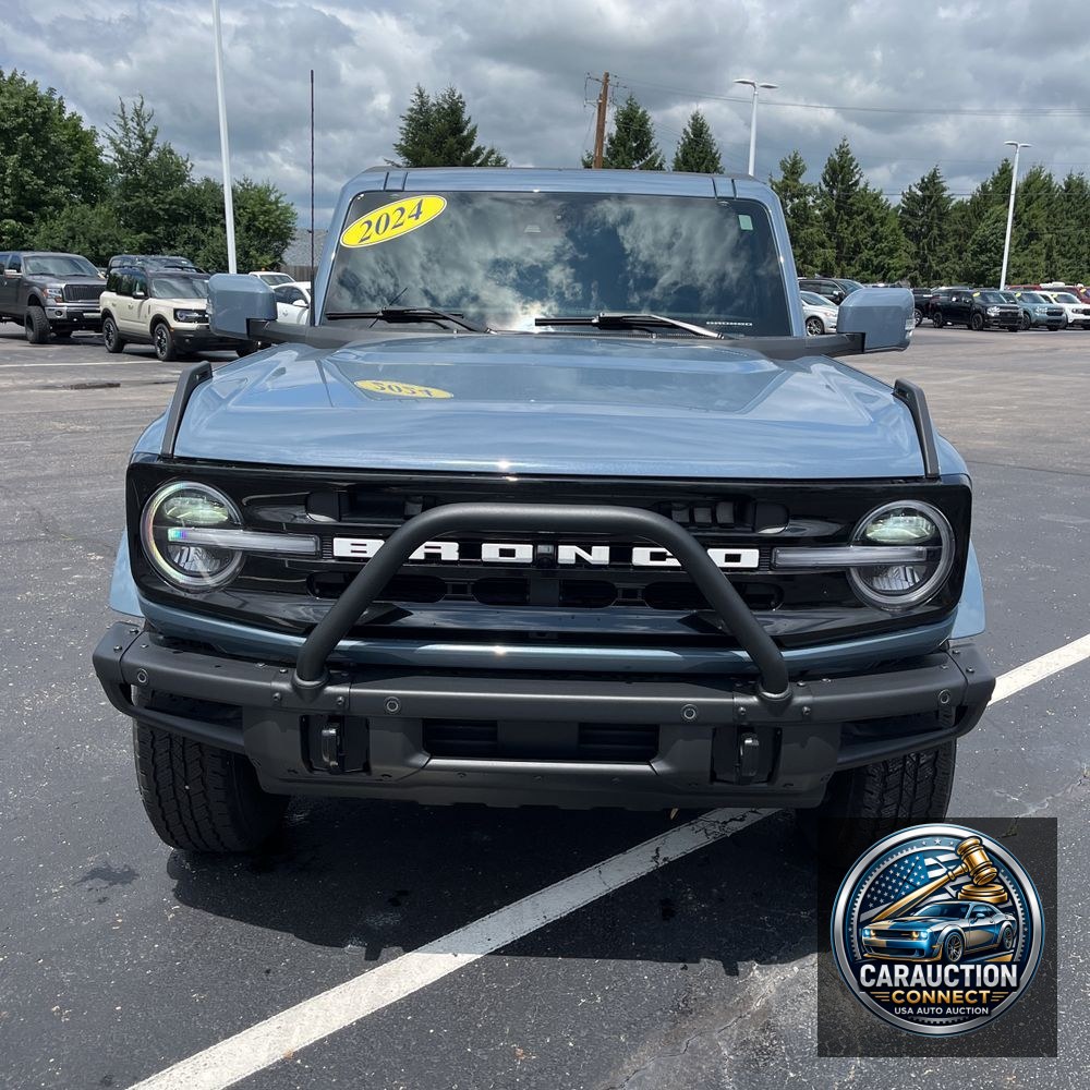 2024 Ford Bronco Outer Banks