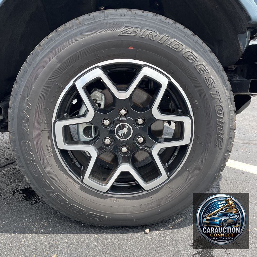 2024 Ford Bronco Outer Banks