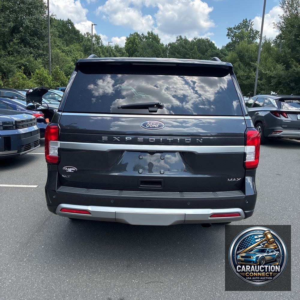 2024 Ford Expedition MAX XLT
