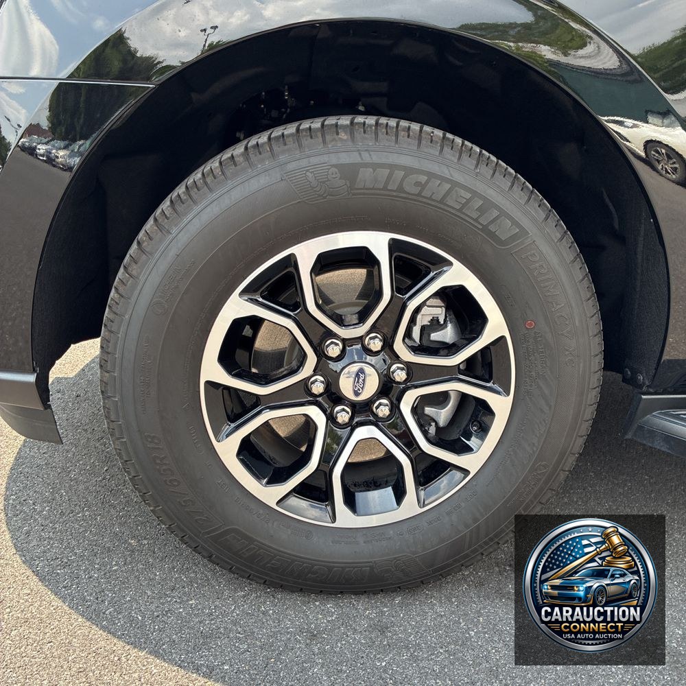 2024 Ford Expedition XL STX