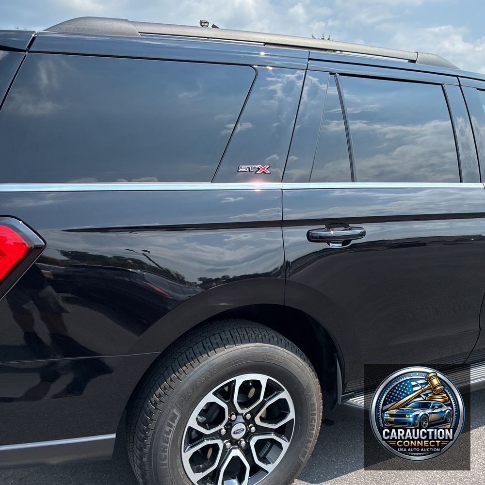2024 Ford Expedition XL STX