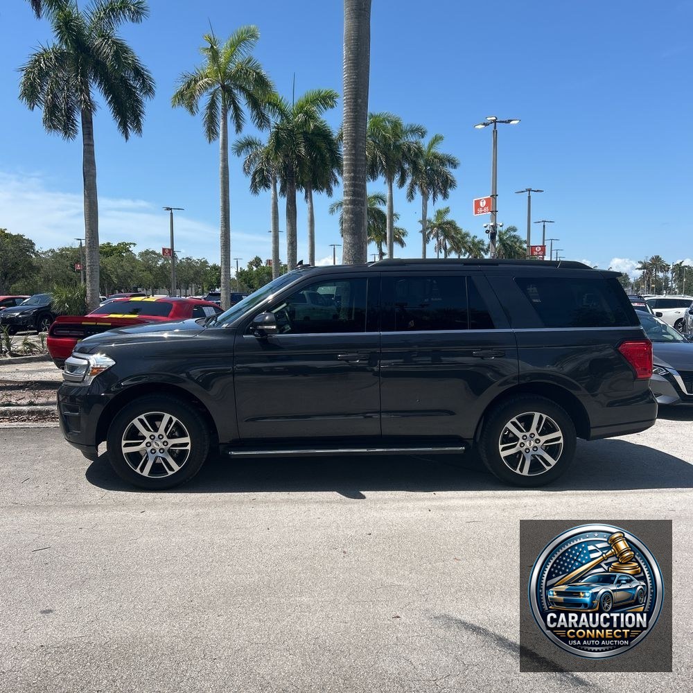 2022 Ford Expedition XLT