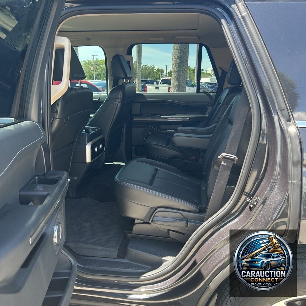 2022 Ford Expedition XLT
