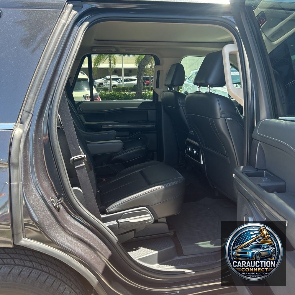 2022 Ford Expedition XLT