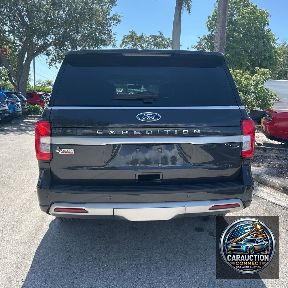 2022 Ford Expedition XLT