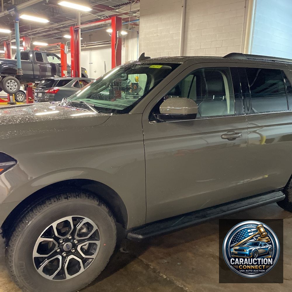 2024 Ford Expedition XLT