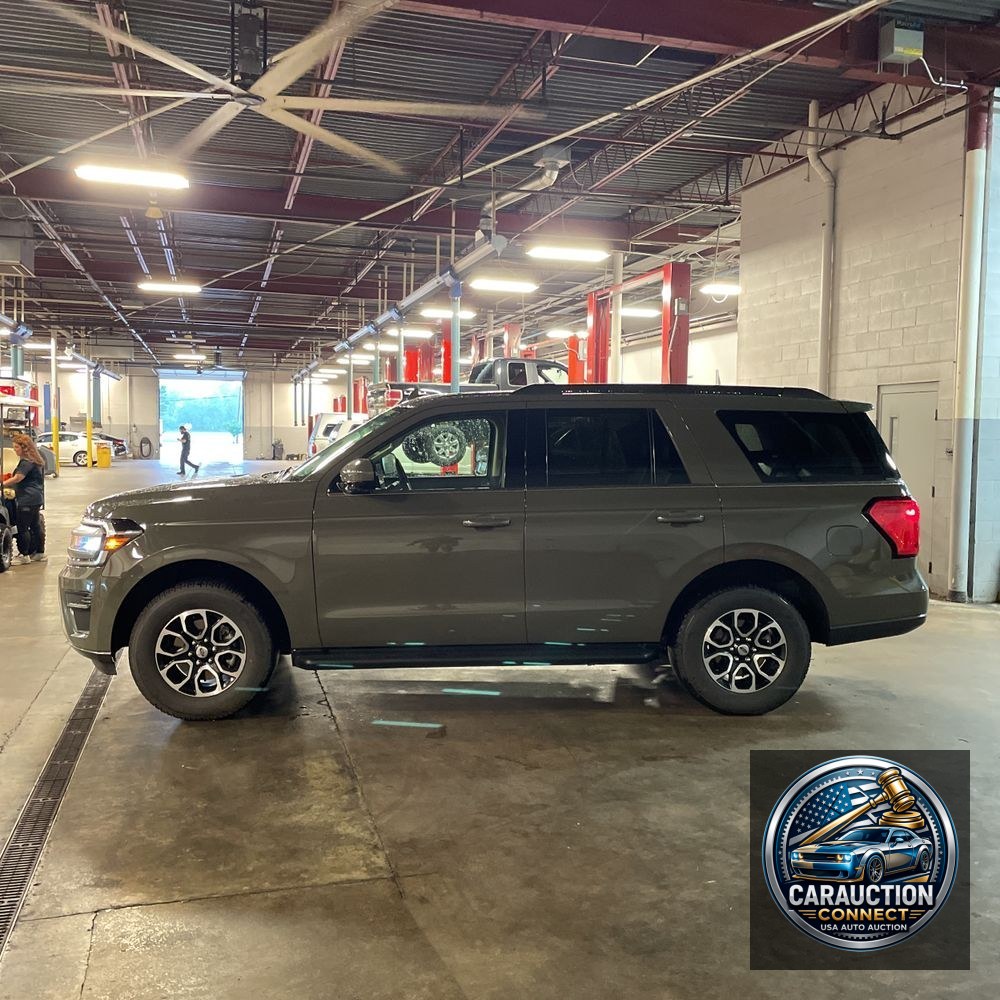 2024 Ford Expedition XLT