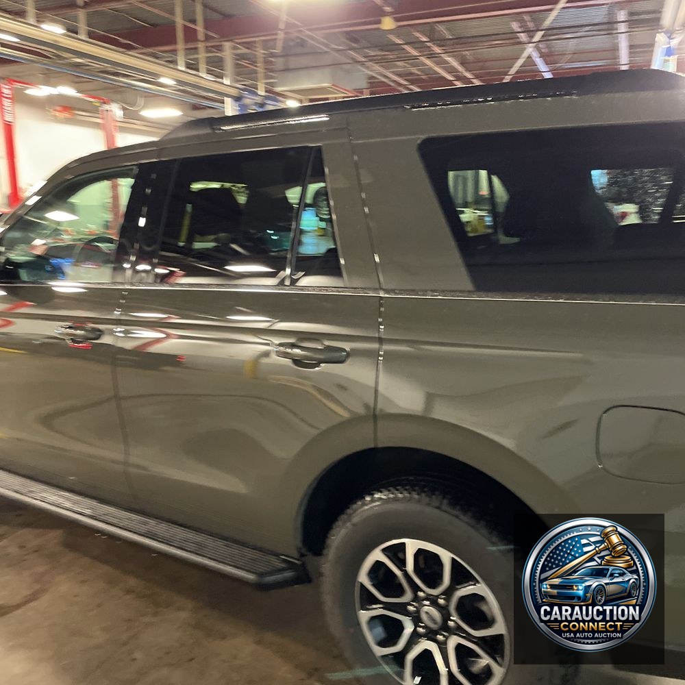 2024 Ford Expedition XLT