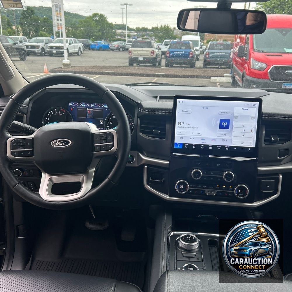 2024 Ford Expedition XLT