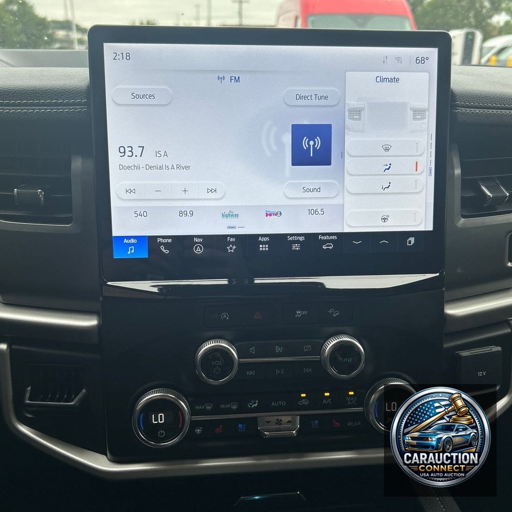 2024 Ford Expedition XLT