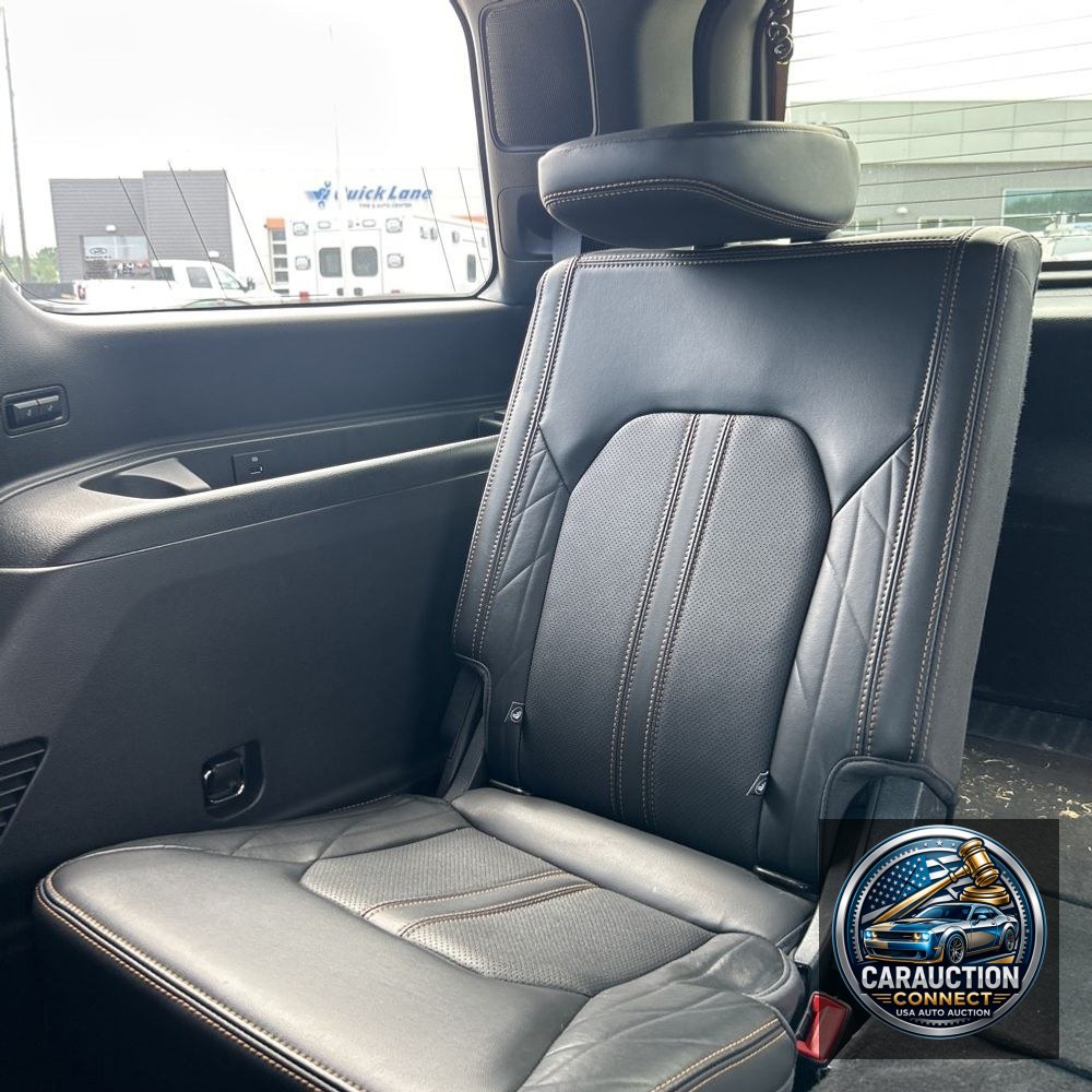 2023 Ford Expedition Platinum