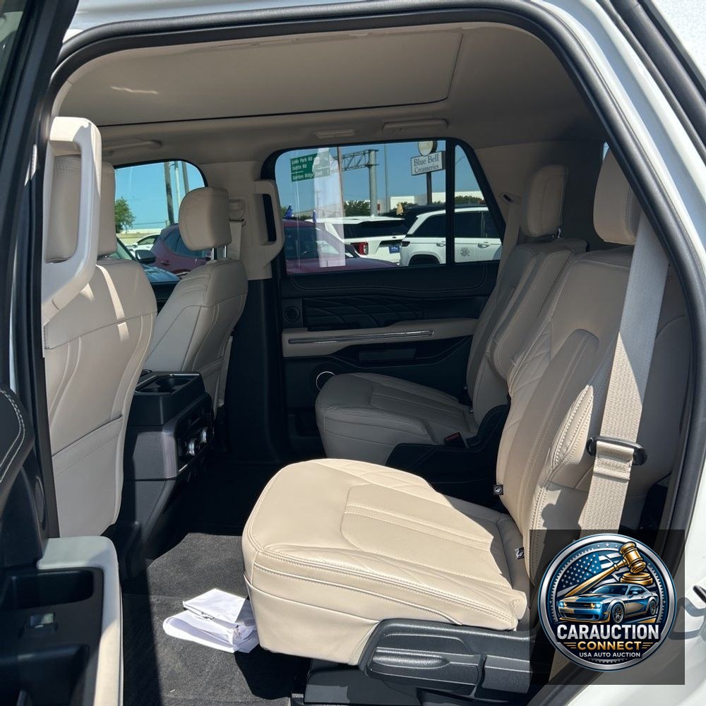 2024 Ford Expedition Platinum