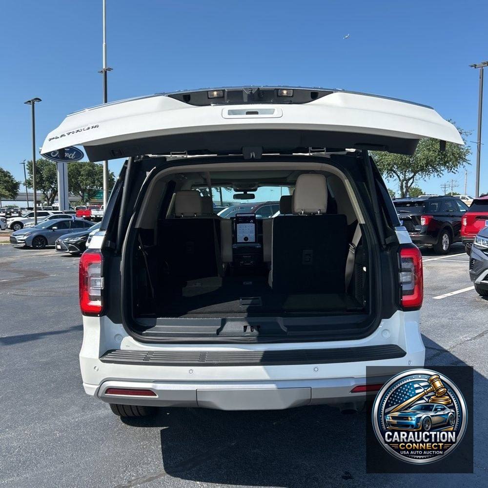 2024 Ford Expedition Platinum