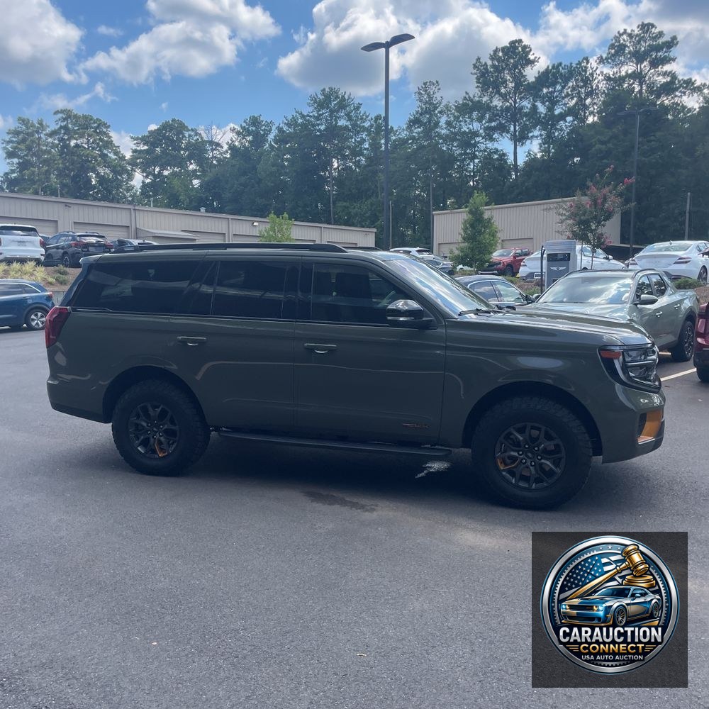 2025 Ford Expedition Tremor
