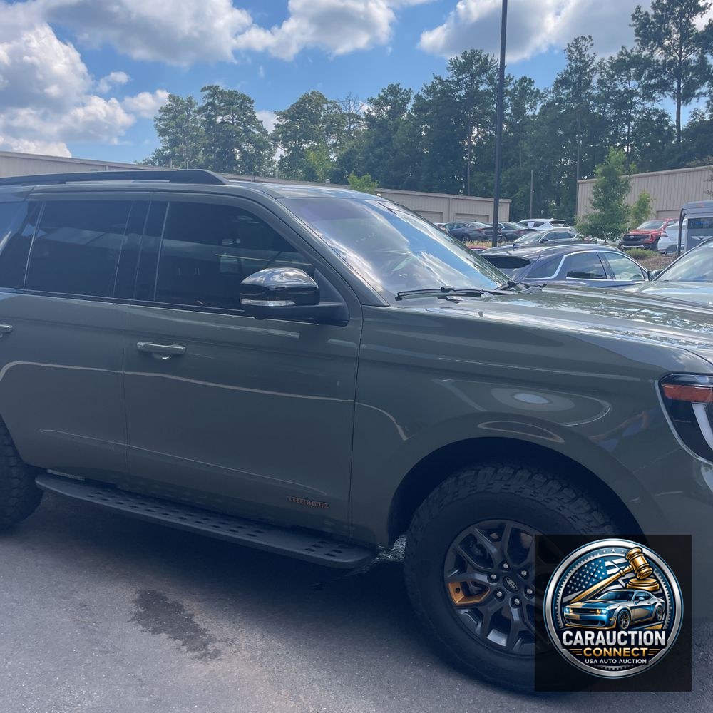 2025 Ford Expedition Tremor