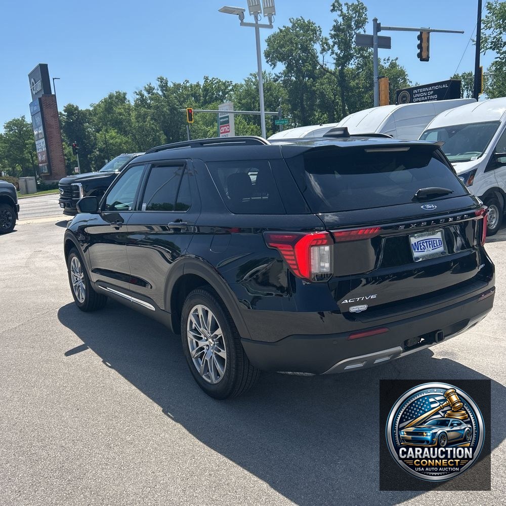 2025 Ford Explorer Active