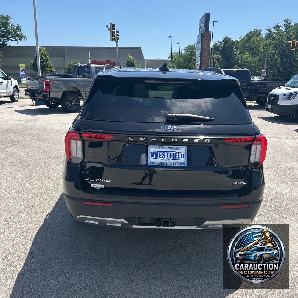 2025 Ford Explorer Active