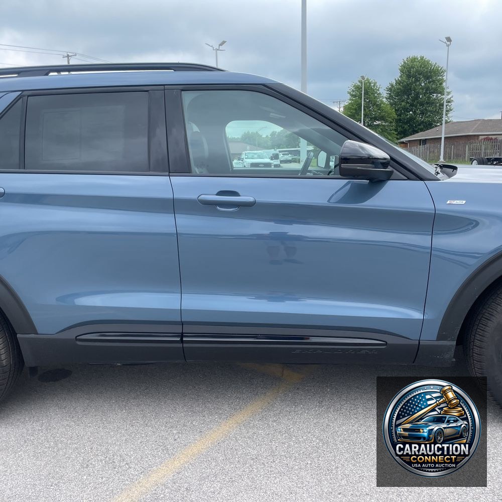 2025 Ford Explorer ST-Line