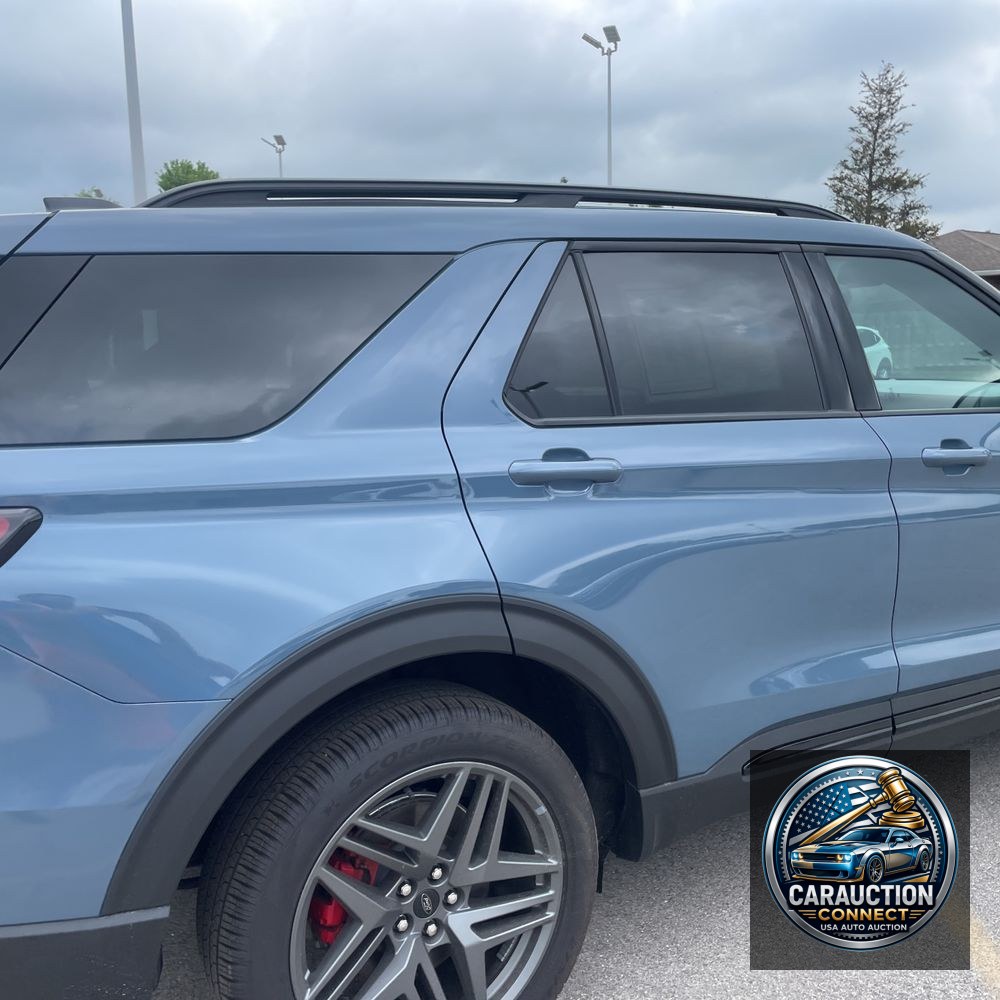 2025 Ford Explorer ST-Line