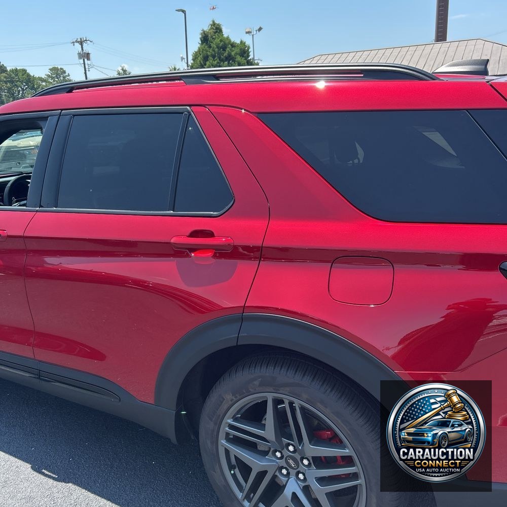 2025 Ford Explorer ST