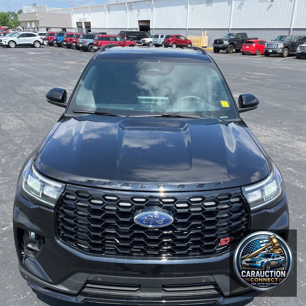 2025 Ford Explorer ST