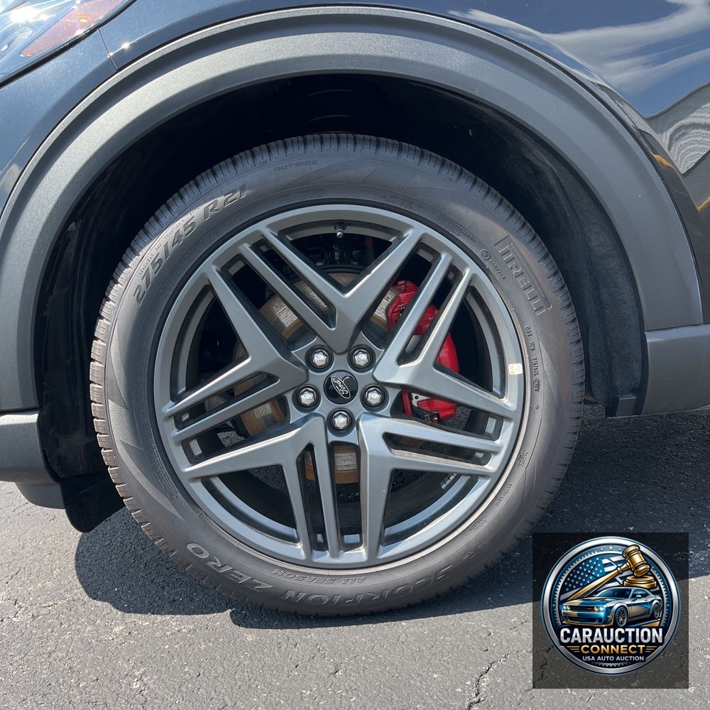 2025 Ford Explorer ST
