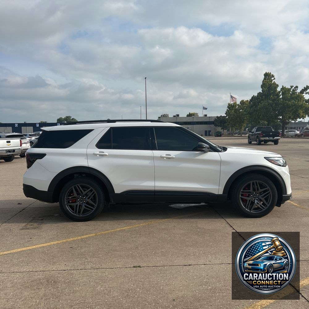 2025 Ford Explorer ST