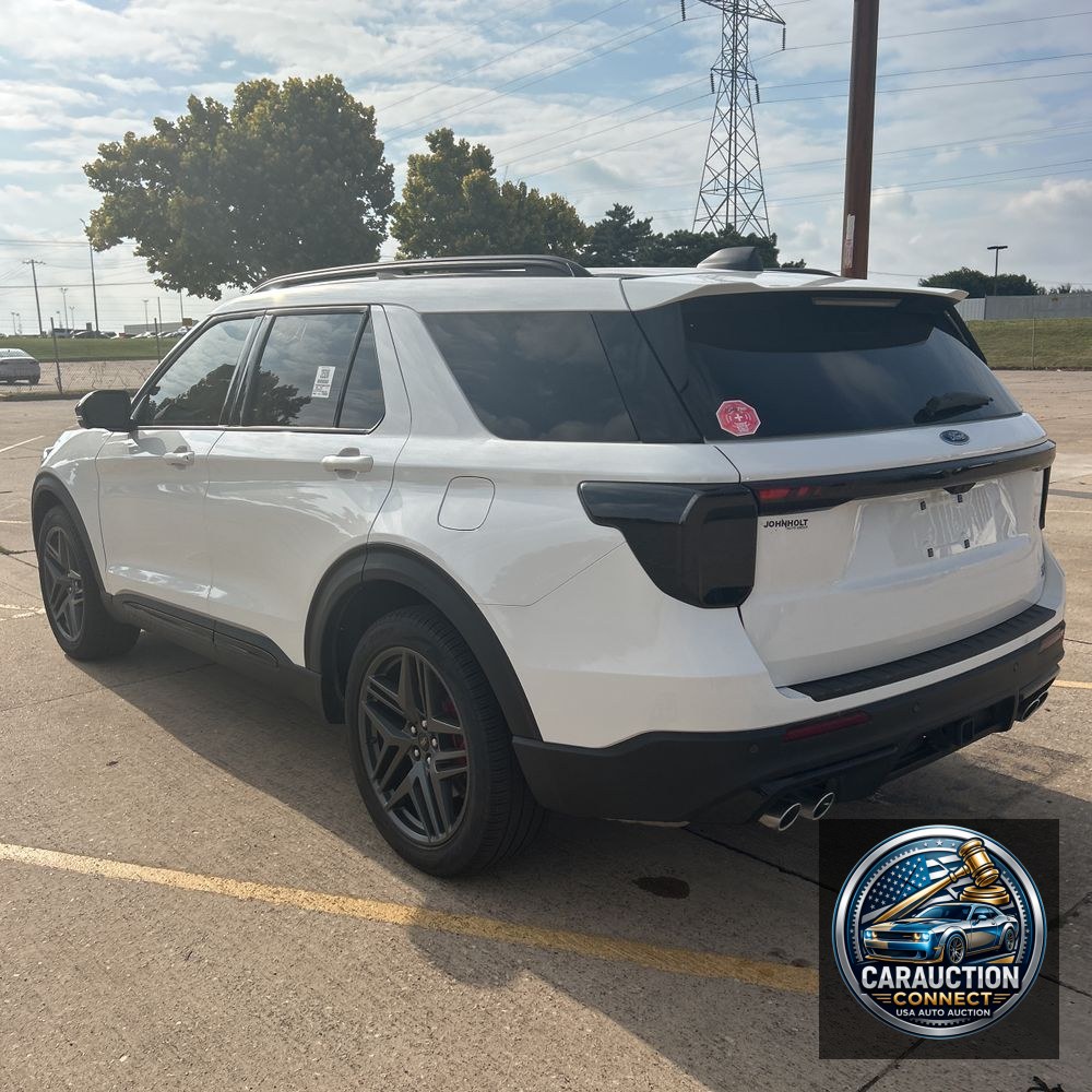 2025 Ford Explorer ST
