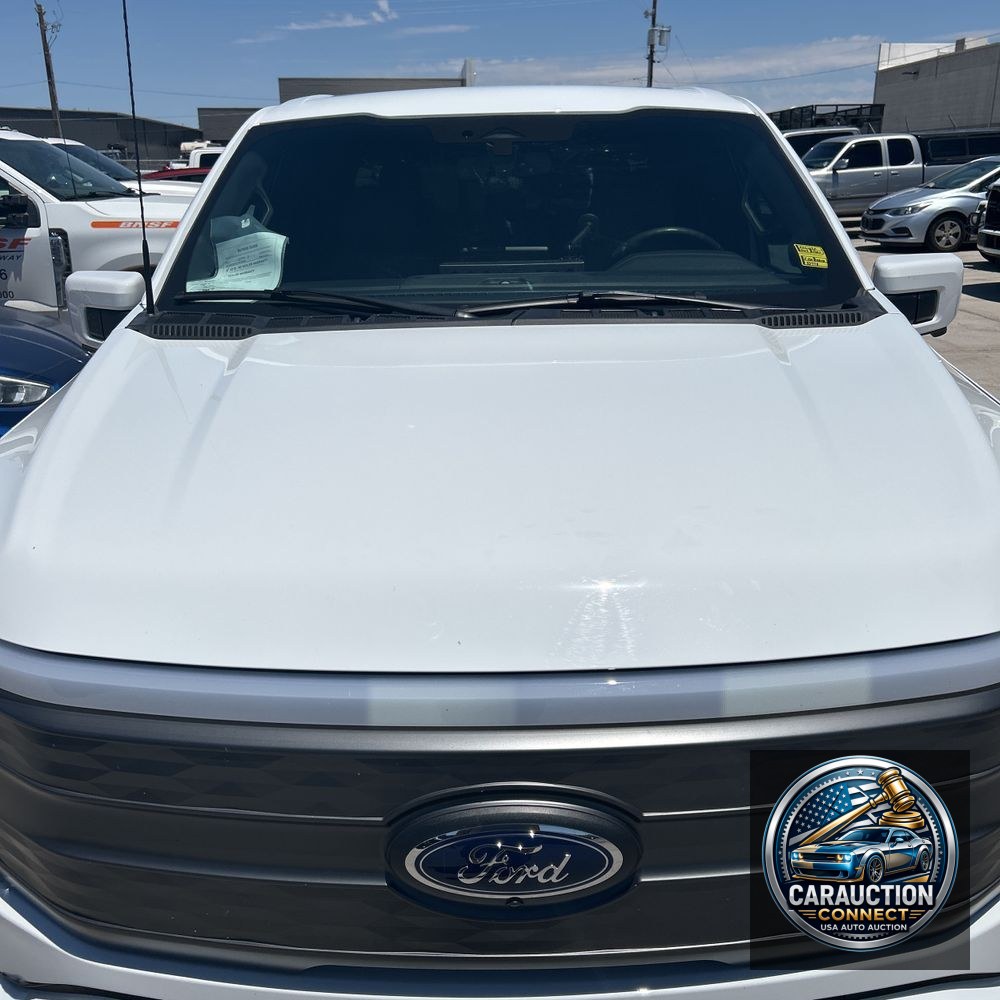 2023 Ford F-150 Lightning Lariat
